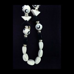 Vintage Lucite navy/white beaded necklace